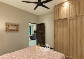 Brand new 3-bedroom pool villa for sale in Khao Tao near the lake. Mountain views, private pool, 160 sqm living space on 106 sqw plot. Price: 8.5M THB. Brand new 3-bedroom pool villa for sale in Khao Tao near the lake. Mountain views, private pool, 160 sqm living space on 106 sqw plot. Price: 8.5M THB.