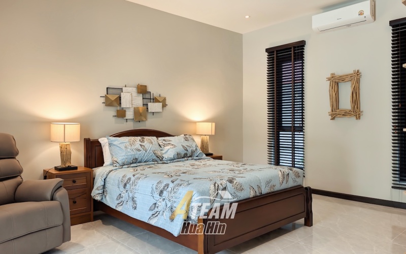 Brand new 3-bedroom pool villa for sale in Khao Tao near the lake. Mountain views, private pool, 160 sqm living space on 106 sqw plot. Price: 8.5M THB.