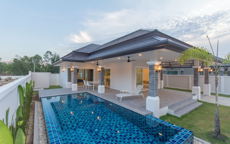 Hua Hin, Hua Hin Center 77110, 2 Bedrooms, 2 Bathrooms, House / Villa, For Sale,1100, A-Team Real estate