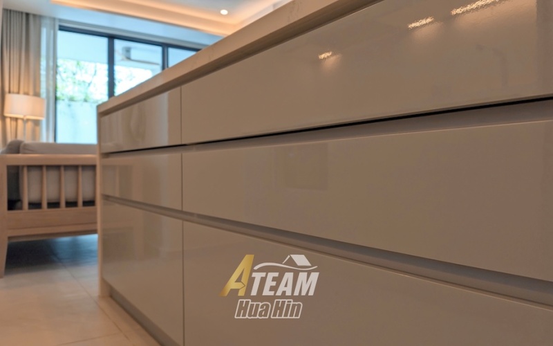 Cha-Am beach villa, Neo-Colonial villa Thailand, Cha-Am property for sale, pool villa Cha-Am, Hua Hin Cha-Am luxury villa, beachfront villa Thailand, villa with rental program, freehold villa Cha-Am, leasehold property Thailand, last plot Cha-Am project