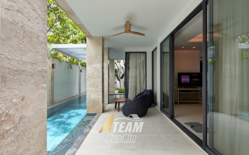 Cha-Am beach villa, Neo-Colonial villa Thailand, Cha-Am property for sale, pool villa Cha-Am, Hua Hin Cha-Am luxury villa, beachfront villa Thailand, villa with rental program, freehold villa Cha-Am, leasehold property Thailand, last plot Cha-Am project