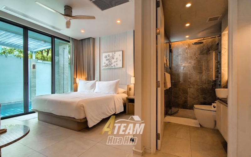 Cha-Am beach villa, Neo-Colonial villa Thailand, Cha-Am property for sale, pool villa Cha-Am, Hua Hin Cha-Am luxury villa, beachfront villa Thailand, villa with rental program, freehold villa Cha-Am, leasehold property Thailand, last plot Cha-Am project