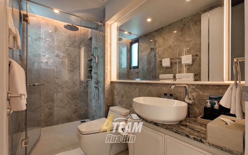 Cha-Am beach villa, Neo-Colonial villa Thailand, Cha-Am property for sale, pool villa Cha-Am, Hua Hin Cha-Am luxury villa, beachfront villa Thailand, villa with rental program, freehold villa Cha-Am, leasehold property Thailand, last plot Cha-Am project