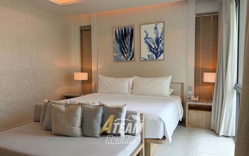 Cha-Am beach villa, Neo-Colonial villa Thailand, Cha-Am property for sale, pool villa Cha-Am, Hua Hin Cha-Am luxury villa, beachfront villa Thailand, villa with rental program, freehold villa Cha-Am, leasehold property Thailand, last plot Cha-Am project