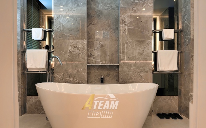 Cha-Am beach villa, Neo-Colonial villa Thailand, Cha-Am property for sale, pool villa Cha-Am, Hua Hin Cha-Am luxury villa, beachfront villa Thailand, villa with rental program, freehold villa Cha-Am, leasehold property Thailand, last plot Cha-Am project