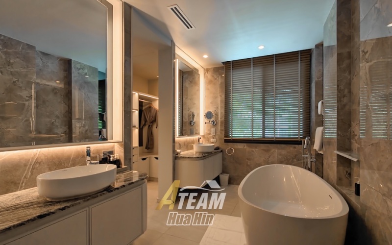 Cha-Am beach villa, Neo-Colonial villa Thailand, Cha-Am property for sale, pool villa Cha-Am, Hua Hin Cha-Am luxury villa, beachfront villa Thailand, villa with rental program, freehold villa Cha-Am, leasehold property Thailand, last plot Cha-Am project