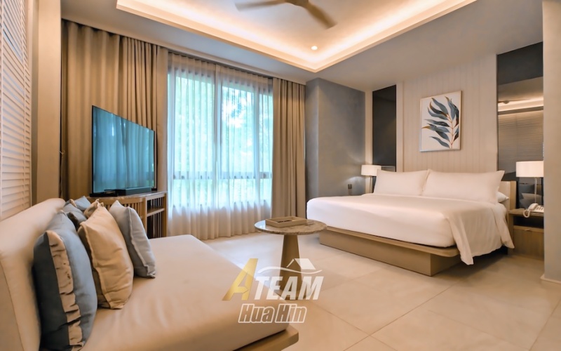 Cha-Am beach villa, Neo-Colonial villa Thailand, Cha-Am property for sale, pool villa Cha-Am, Hua Hin Cha-Am luxury villa, beachfront villa Thailand, villa with rental program, freehold villa Cha-Am, leasehold property Thailand, last plot Cha-Am project