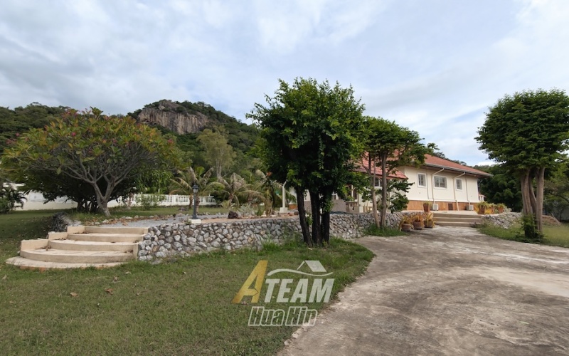 Khao Tao house for sale, Hua Hin property, Hua Hin villa, big land Hua Hin, 2 rai Hua Hin, mountain view Hua Hin, garden house Hua Hin, Khao Tao real estate
