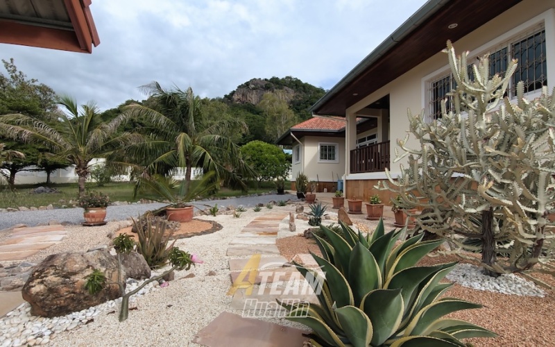 Khao Tao house for sale, Hua Hin property, Hua Hin villa, big land Hua Hin, 2 rai Hua Hin, mountain view Hua Hin, garden house Hua Hin, Khao Tao real estate