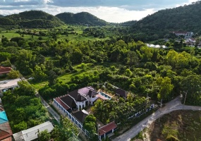 Hua Hin Center, 4 Bedrooms, 5 Bathrooms, House / Villa, For Sale,0,2099, A-Team Real estate Hua Hin Center, 4 Bedrooms, 5 Bathrooms, House / Villa, For Sale,0,2099, A-Team Real estate