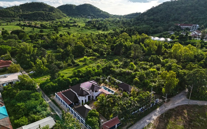 Hua Hin Center, 4 Bedrooms, 5 Bathrooms, House / Villa, For Sale,0,2099, A-Team Real estate