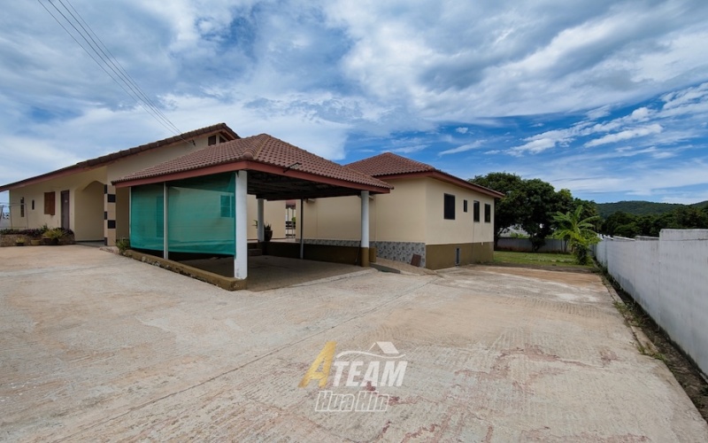 house for sale Wangpong, Hua Hin property, 6 bedroom villa Hua Hin, pavilion villa Hua Hin, Hua Hin renovation property, Wangpong pool villa, Hua Hin fixer-upper, Hua Hin investment property, house with land Hua Hin, villa with pavilion Hua Hin