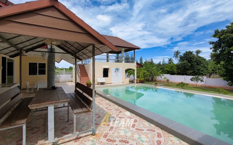 house for sale Wangpong, Hua Hin property, 6 bedroom villa Hua Hin, pavilion villa Hua Hin, Hua Hin renovation property, Wangpong pool villa, Hua Hin fixer-upper, Hua Hin investment property, house with land Hua Hin, villa with pavilion Hua Hin