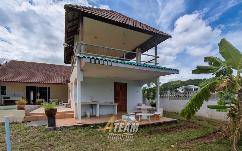 house for sale Wangpong, Hua Hin property, 6 bedroom villa Hua Hin, pavilion villa Hua Hin, Hua Hin renovation property, Wangpong pool villa, Hua Hin fixer-upper, Hua Hin investment property, house with land Hua Hin, villa with pavilion Hua Hin