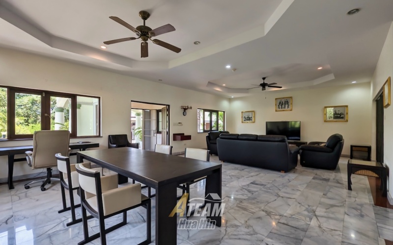 Hua Hin pool villa for sale, Stuart Park villa Hua Hin, 4 bedroom villa Hua Hin, freehold villa Hua Hin, Hua Hin property no common fees, Hua Hin real estate, villa with private pool Hua Hin, luxury villa Hua Hin, European kitchen villa Hua Hin, Hua Hin family villa