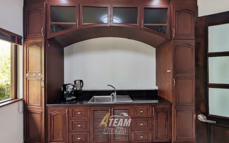 Hua Hin pool villa for sale, Stuart Park villa Hua Hin, 4 bedroom villa Hua Hin, freehold villa Hua Hin, Hua Hin property no common fees, Hua Hin real estate, villa with private pool Hua Hin, luxury villa Hua Hin, European kitchen villa Hua Hin, Hua Hin family villa