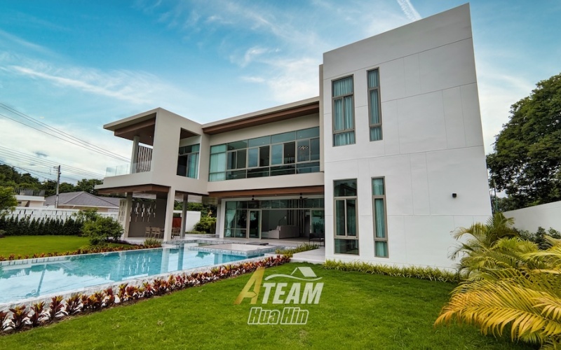 Hua Hin villa for sale, Hua Hin luxury property, mountain view pool villa, Hua Hin city villa, Hua Hin real estate, freehold pool villa Hua Hin, saltwater pool Hua Hin, Hua Hin house for sale, villa near Hua Hin center, Hua Hin investment property