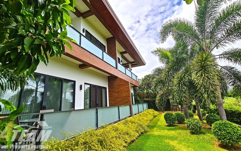 Hua Hin Center, 14 Bedrooms, 14 Bathrooms, Apartment / Condo, For Sale,0,2149, A-Team Real estate