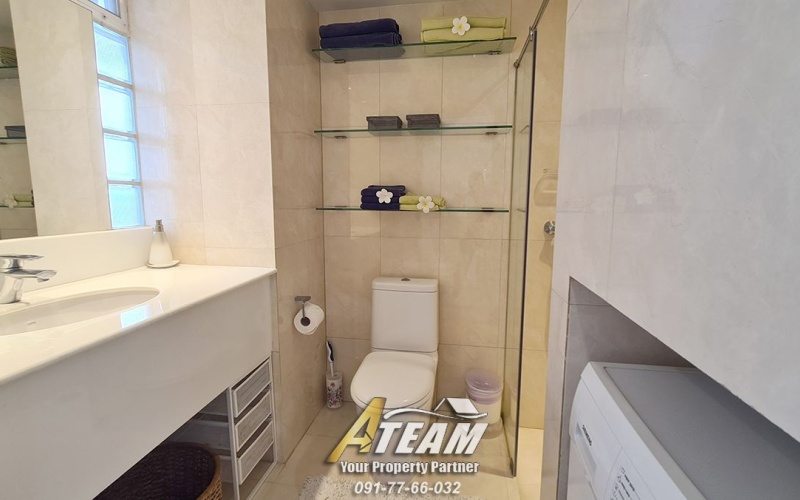 Sea-view-high-rise-condo-for-sale-in-takiap-hua-hin-bathroom