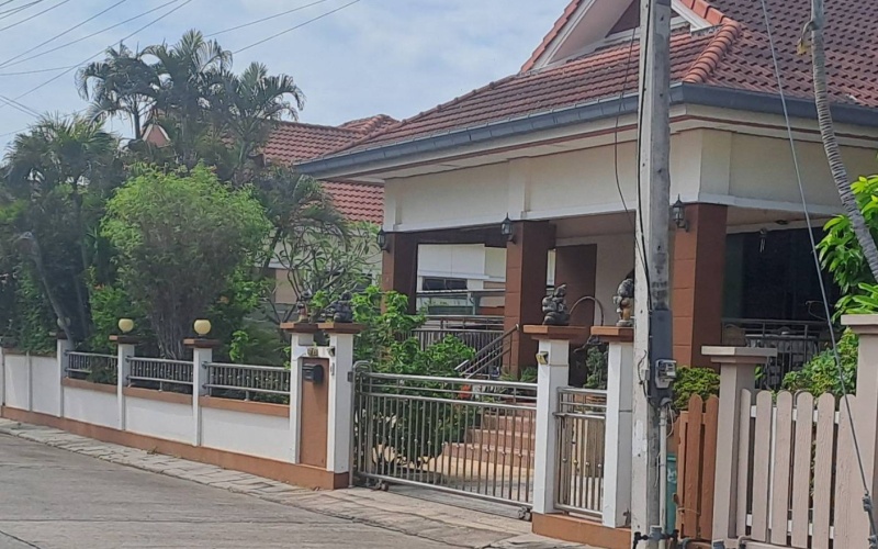 3 Bedrooms, 2 Bathrooms, House / Villa, For Sale, ,2171, A-Team Real estate
