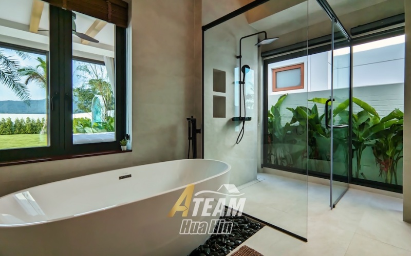 Secure this luxury 3-bedroom, 4-bathroom pool villa in Hua Hin’s Black Mountain area for only 14.5M THB pre-completion. Fully furnished, 319 sqm usable area, 808 sqm land, mountain views, mini golf lawn, and 5-year warranty.