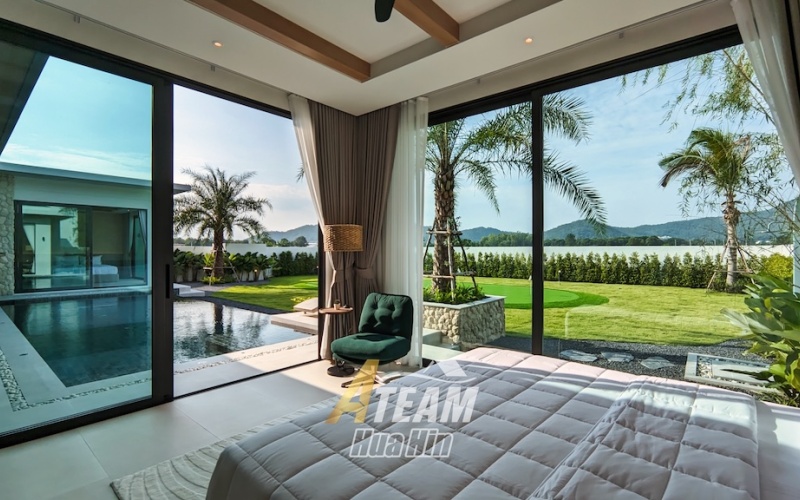 Secure this luxury 3-bedroom, 4-bathroom pool villa in Hua Hin’s Black Mountain area for only 14.5M THB pre-completion. Fully furnished, 319 sqm usable area, 808 sqm land, mountain views, mini golf lawn, and 5-year warranty.
