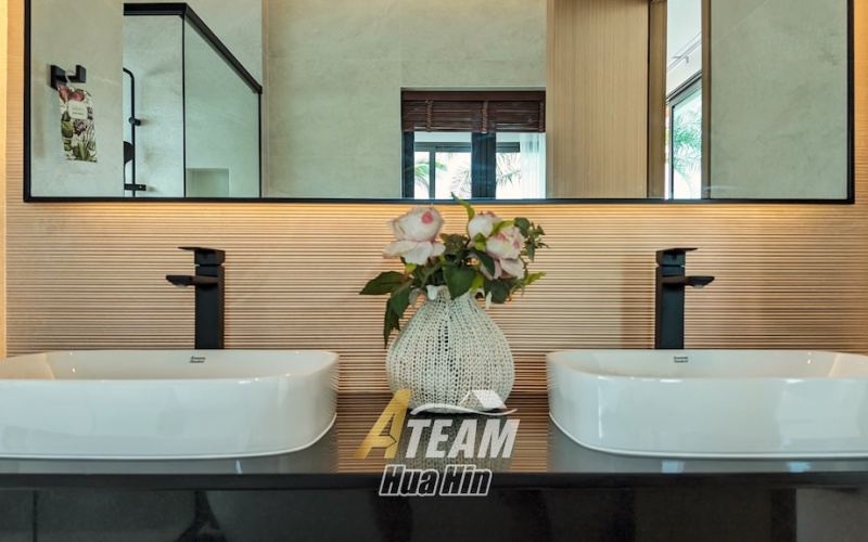 Secure this luxury 3-bedroom, 4-bathroom pool villa in Hua Hin’s Black Mountain area for only 14.5M THB pre-completion. Fully furnished, 319 sqm usable area, 808 sqm land, mountain views, mini golf lawn, and 5-year warranty.