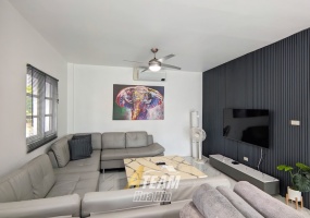 pool villa hua hin, khao noi villa, investor property hua hin, 5 bedroom villa thailand, leasehold villa hua hin, rental income property, hua hin real estate