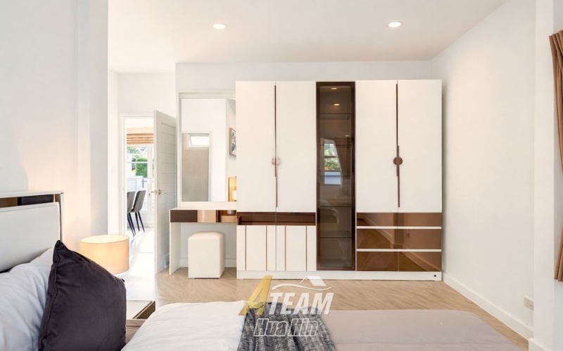 Hua Hin house for sale, Soi 102 home, renovated house Hua Hin, 3 bedroom Hua Hin, pool access home Hua Hin, family home Hua Hin, affordable Hua Hin property, Thailand real estate