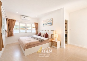 Hua Hin house for sale, Soi 102 home, renovated house Hua Hin, 3 bedroom Hua Hin, pool access home Hua Hin, family home Hua Hin, affordable Hua Hin property, Thailand real estate