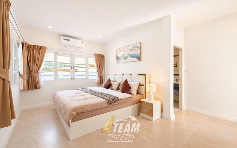 Hua Hin house for sale, Soi 102 home, renovated house Hua Hin, 3 bedroom Hua Hin, pool access home Hua Hin, family home Hua Hin, affordable Hua Hin property, Thailand real estate