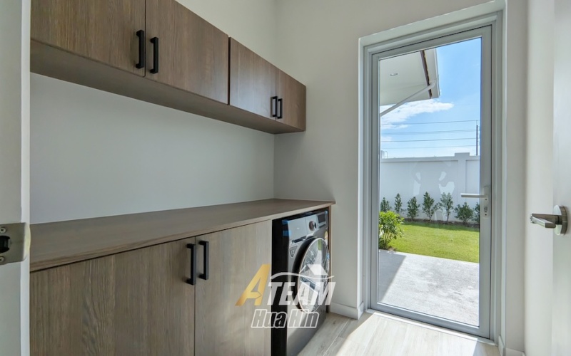 Hua Hin, Hua Hin Center, 3 Bedrooms, 3 Bathrooms, House / Villa, For Sale,0,2273, A-Team Real estate