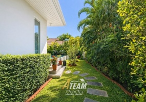 Hua Hin , Hua Hin Center, 3 Bedrooms, 2 Bathrooms, House / Villa, For Sale,0,2355, A-Team Real estate