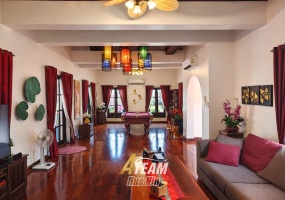 Exceptional 6-bedroom luxury pool villa on 3,200 sqm freehold land in Hunsa Residence, Nong Kae, Hua Hin. Ideal private estate or retreat.