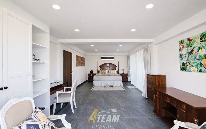 Hin Lek Fai estate, Hua Hin 4 rai property, Thai style villa Hua Hin, large land villa Thailand, freehold estate Hua Hin, luxury pool villa Hua Hin, Hua Hin land investment, private compound Hua Hin, tropical estate Thailand, Hua Hin property for sale