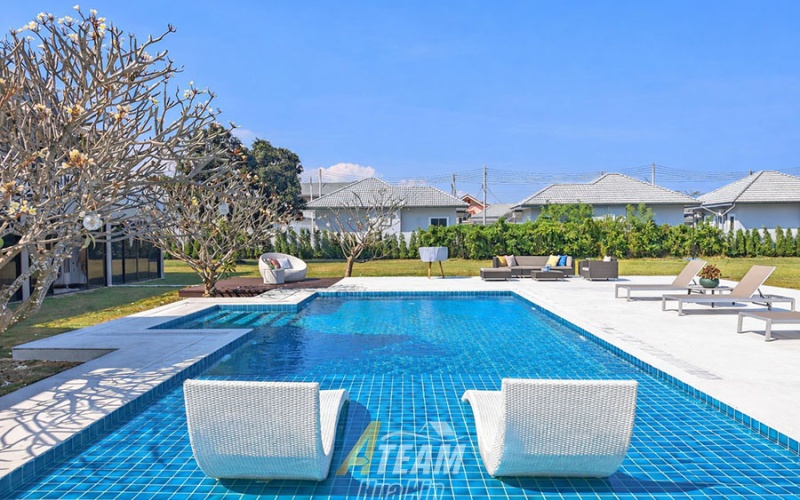 Hin Lek Fai estate, Hua Hin 4 rai property, Thai style villa Hua Hin, large land villa Thailand, freehold estate Hua Hin, luxury pool villa Hua Hin, Hua Hin land investment, private compound Hua Hin, tropical estate Thailand, Hua Hin property for sale