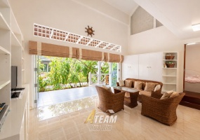 Baan Chaliang Lom, beachfront villa Hua Hin, house for sale Central Hua Hin, luxury villa Hua Hin, Hua Hin investment property, beachfront house Thailand, Hua Hin rental investment, premium gated community Hua Hin, sea access villa Hua Hin