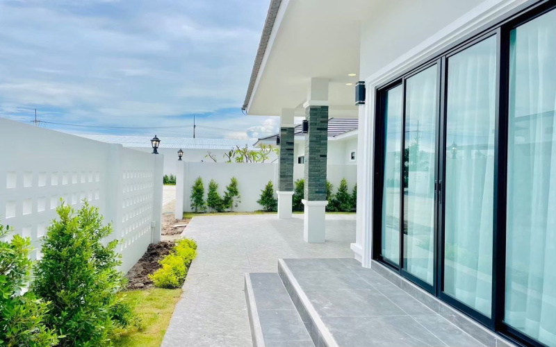 Hua Hin, Hua Hin Center 771100, 2 Bedrooms, 2 Bathrooms, House / Villa, For Sale,1154, A-Team Real estate