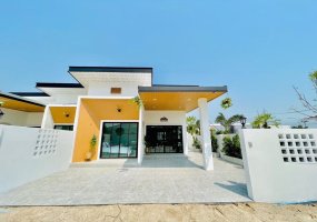 Hua Hin Center 771100, 2 Bedrooms, 2 Bathrooms, House / Villa, For Sale,1155, A-Team Real estate