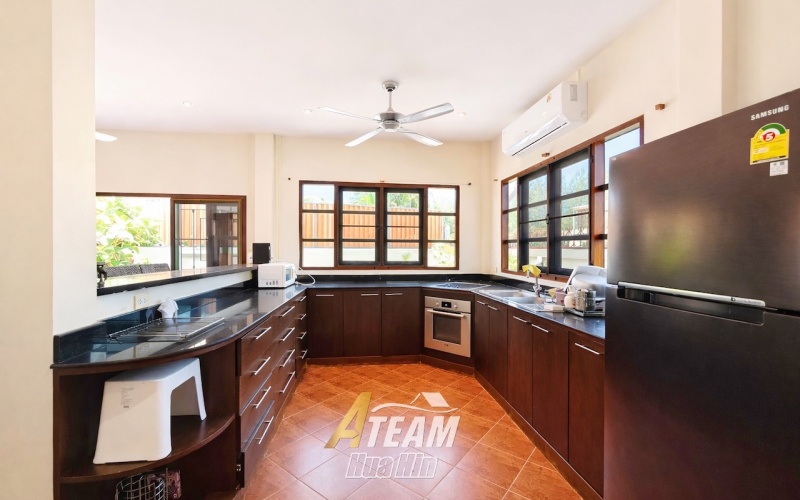 Hua Hin, Hua Hin Center, 2 Bedrooms, 2 Bathrooms, House / Villa, For Rent,0,2556, A-Team Real estate