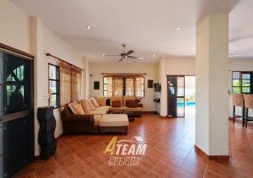 Hua Hin, Hua Hin Center, 2 Bedrooms, 2 Bathrooms, House / Villa, For Rent,0,2556, A-Team Real estate
