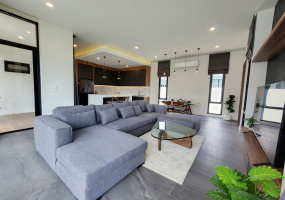 Hua Hin, Hua Hin Center , 4 Bedrooms, 4 Bathrooms, House / Villa, For Sale, ,1162, A-Team Real estate Hua Hin, Hua Hin Center , 4 Bedrooms, 4 Bathrooms, House / Villa, For Sale, ,1162, A-Team Real estate