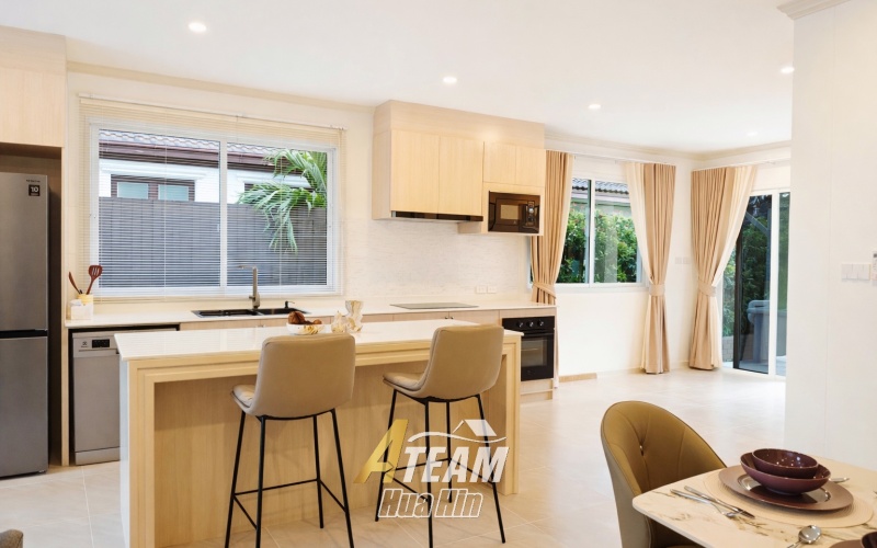Hua Hin Center , 3 Bedrooms, 2 Bathrooms, House / Villa, For Sale, ,0,2582, A-Team Real estate