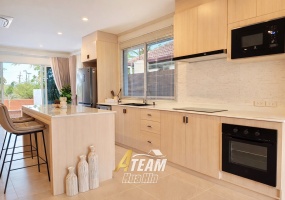 Hua Hin Center , 3 Bedrooms, 2 Bathrooms, House / Villa, For Sale, ,0,2582, A-Team Real estate Hua Hin Center , 3 Bedrooms, 2 Bathrooms, House / Villa, For Sale, ,0,2582, A-Team Real estate