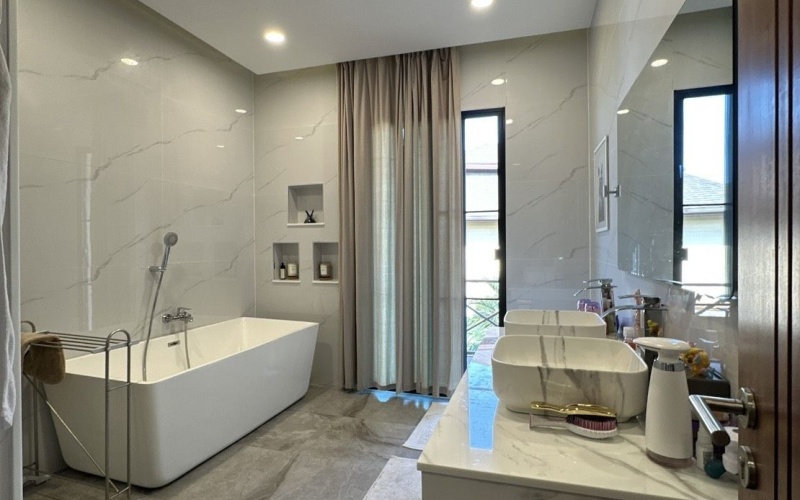 hua hin, Hua Hin Center , 4 Bedrooms, 4 Bathrooms, House / Villa, For Rent, ,0,2598, A-Team Real estate