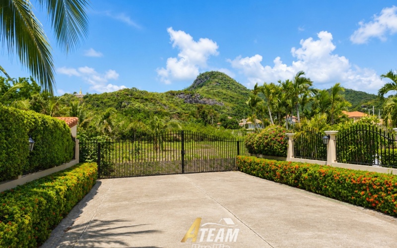 Hua Hin, Hua Hin Center , 3 Bedrooms, 2 Bathrooms, House / Villa, For Sale, ,0,2615, A-Team Real estate