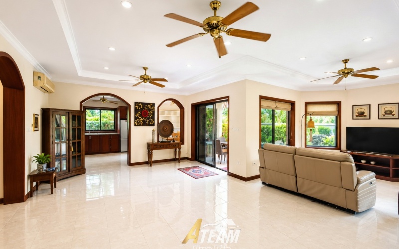 Hua Hin, Hua Hin Center , 3 Bedrooms, 2 Bathrooms, House / Villa, For Sale, ,0,2615, A-Team Real estate