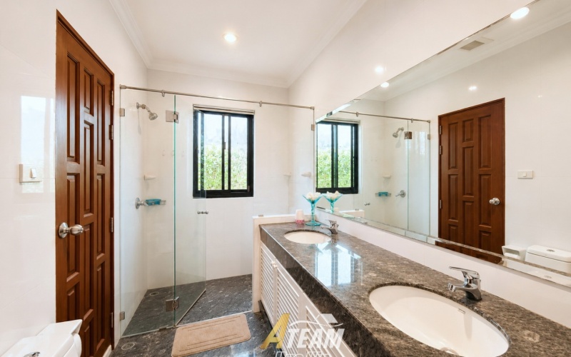 Hua Hin, Hua Hin Center , 3 Bedrooms, 2 Bathrooms, House / Villa, For Sale, ,0,2615, A-Team Real estate