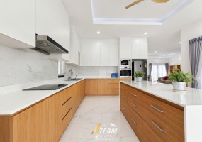 Hua Hin Center , 3 Bedrooms, 2 Bathrooms, House / Villa, For Sale, ,0,2635, A-Team Real estate Hua Hin Center , 3 Bedrooms, 2 Bathrooms, House / Villa, For Sale, ,0,2635, A-Team Real estate