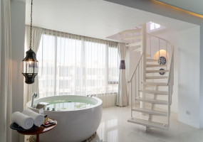 Hua Hin Center , 1 Bedroom, 1 Bathroom, Apartment / Condo, For Sale, ,1236, A-Team Real estate